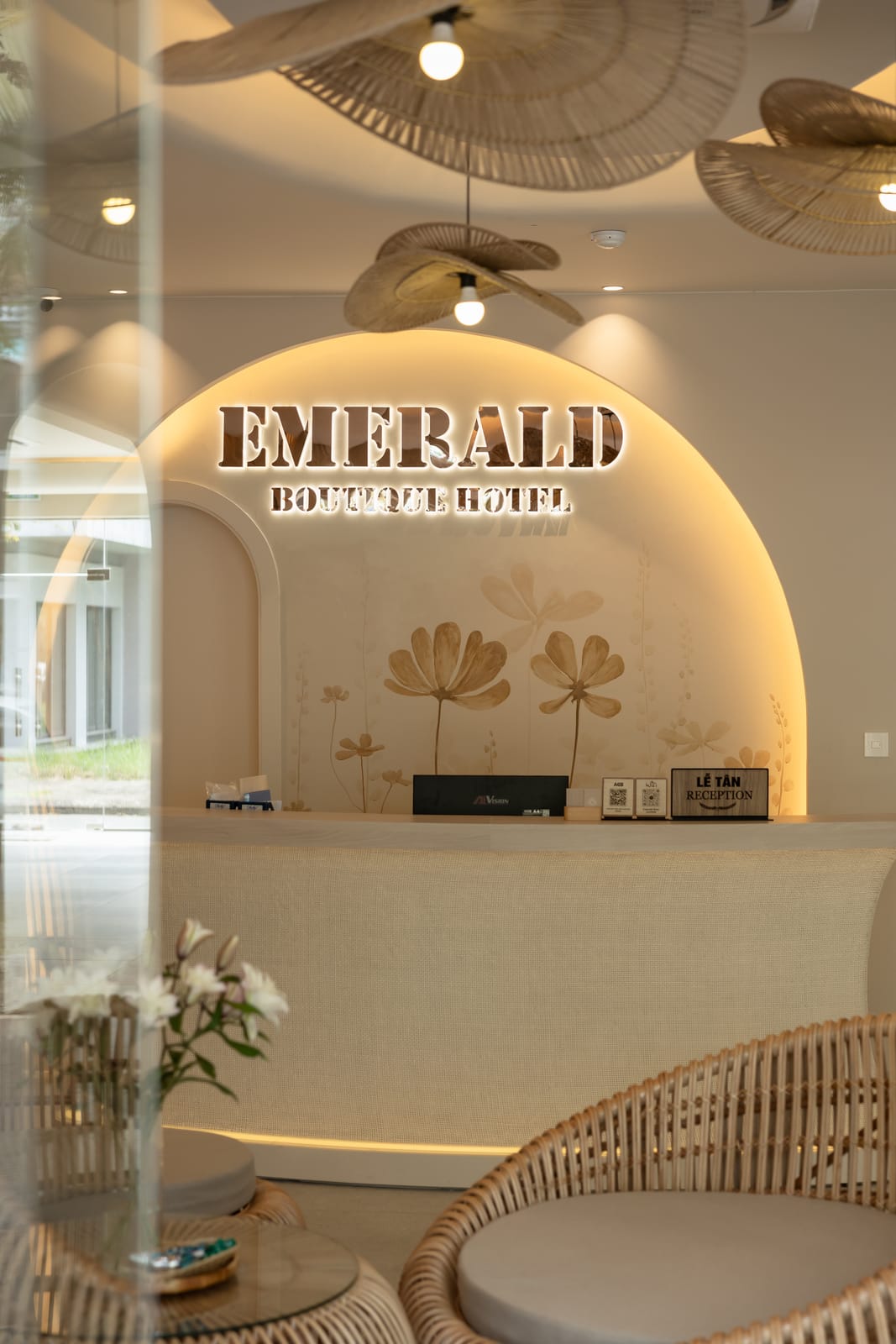 Chào đón tại Emerald Boutique Hotel